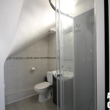 T3 Au Mont-dore, Hyper Centre, Proche Thermes, Bien équipé, Max 4 Pers, Petit Chien Ok. - Fr-1-608-227 * Le Mont-Dore