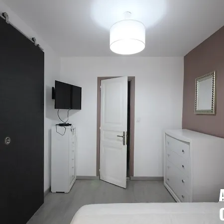 T3 Au Mont-dore, Hyper Centre, Proche Thermes, Bien équipé, Max 4 Pers, Petit Chien Ok. - Fr-1-608-227 Appartamento Le Mont-Dore